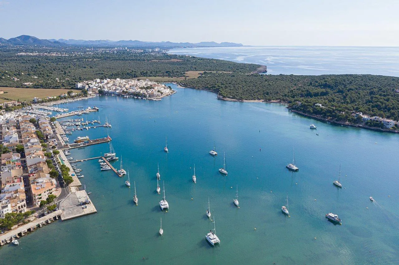Js Portocolom Suites Отель Пуэрто-Колом